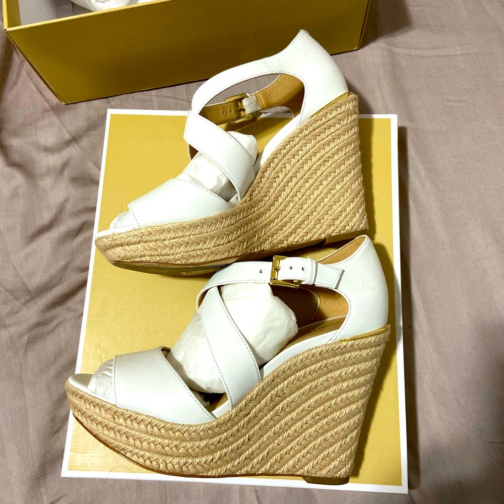 Michael Kors size 7